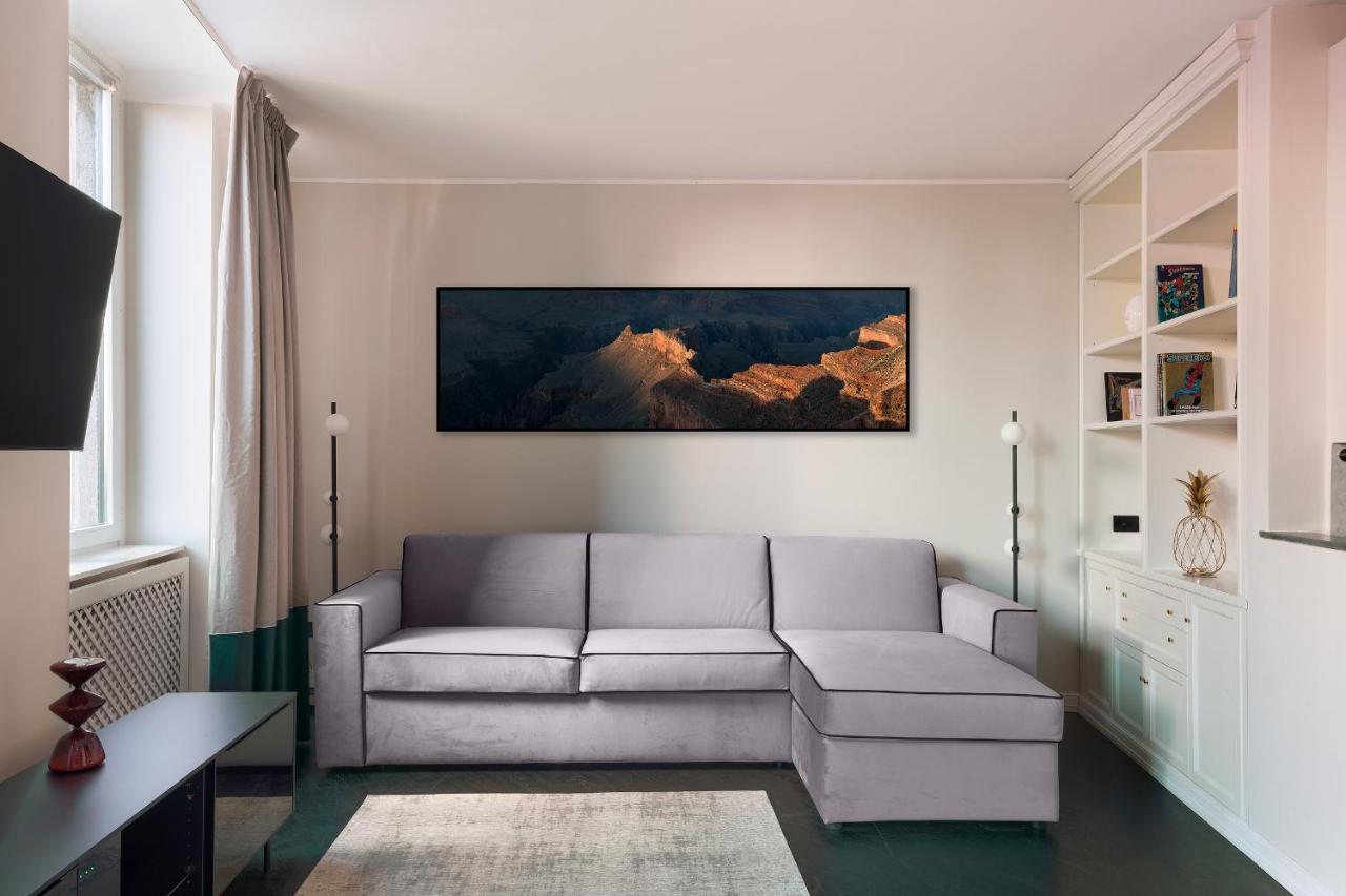 Hl Luxury Duomo Apartment - Via Torino, Montenapoleone Milan Luaran gambar