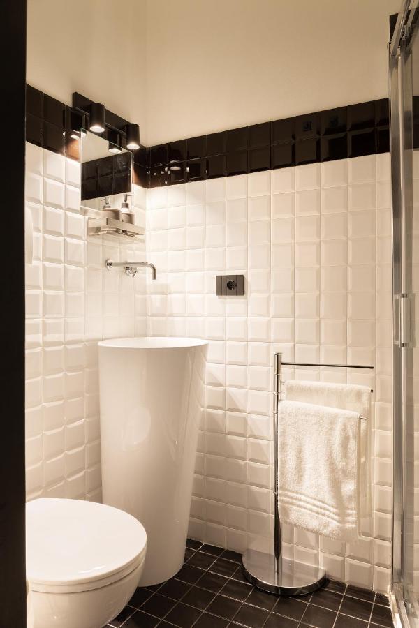 Hl Luxury Duomo Apartment - Via Torino, Montenapoleone Milan Luaran gambar